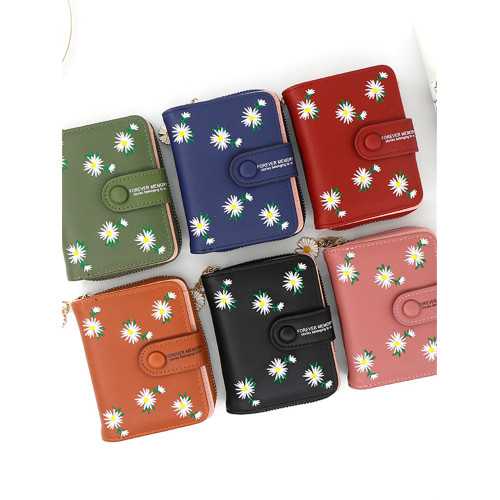 Daisies Embroidered & Daisy Zipper Utility Purse