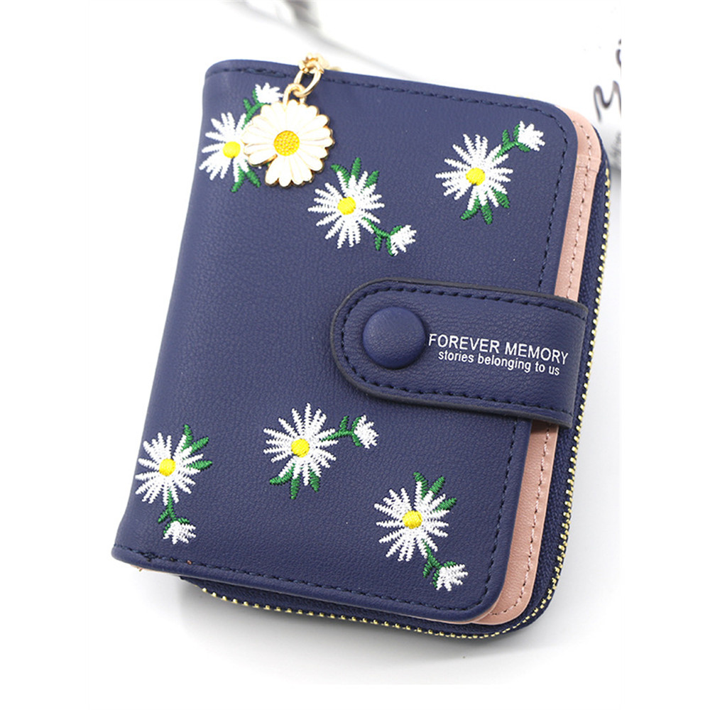 Daisies Embroidered & Daisy Zipper Utility Purse