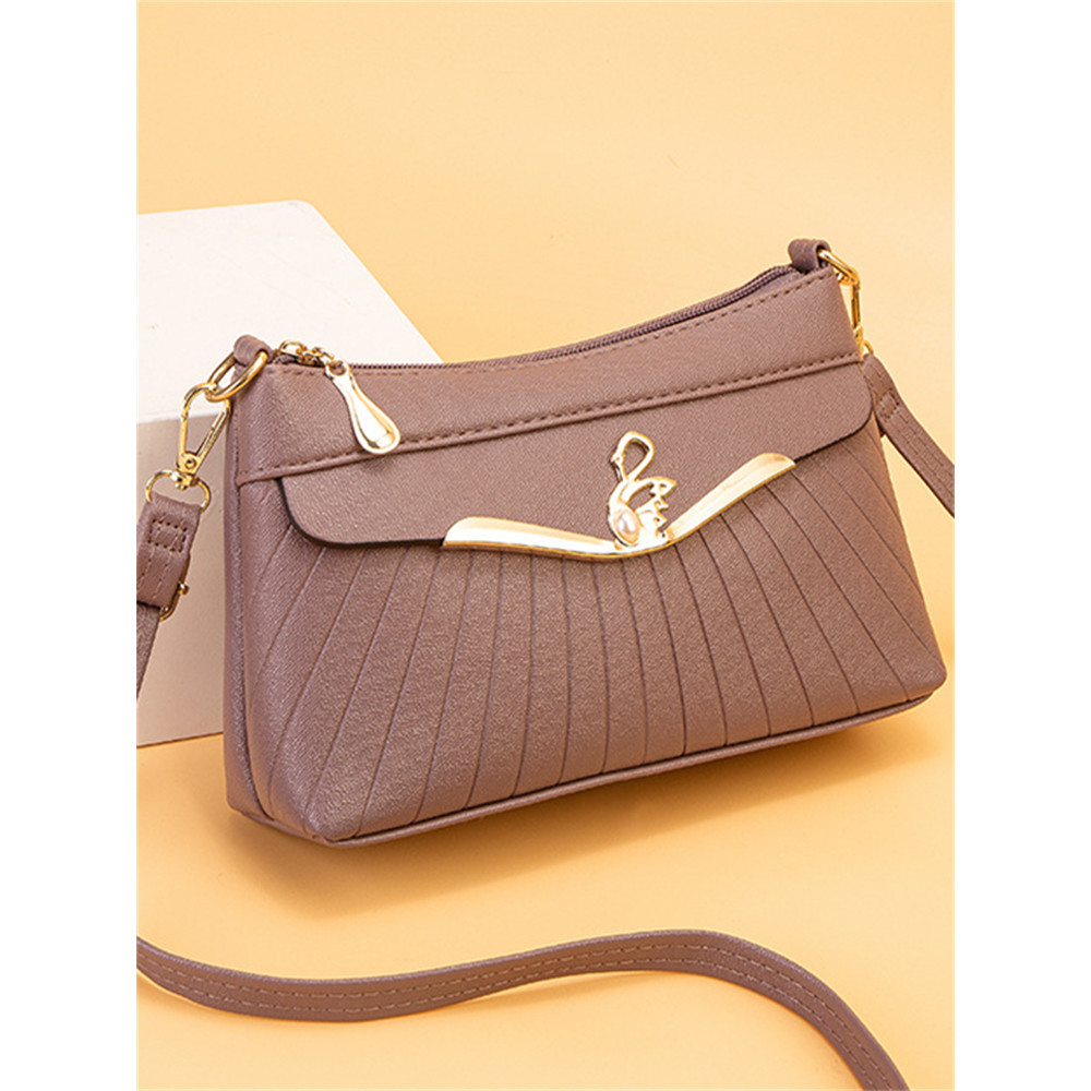 Elegant Swan Buckle Pleated Crossbody Bag
