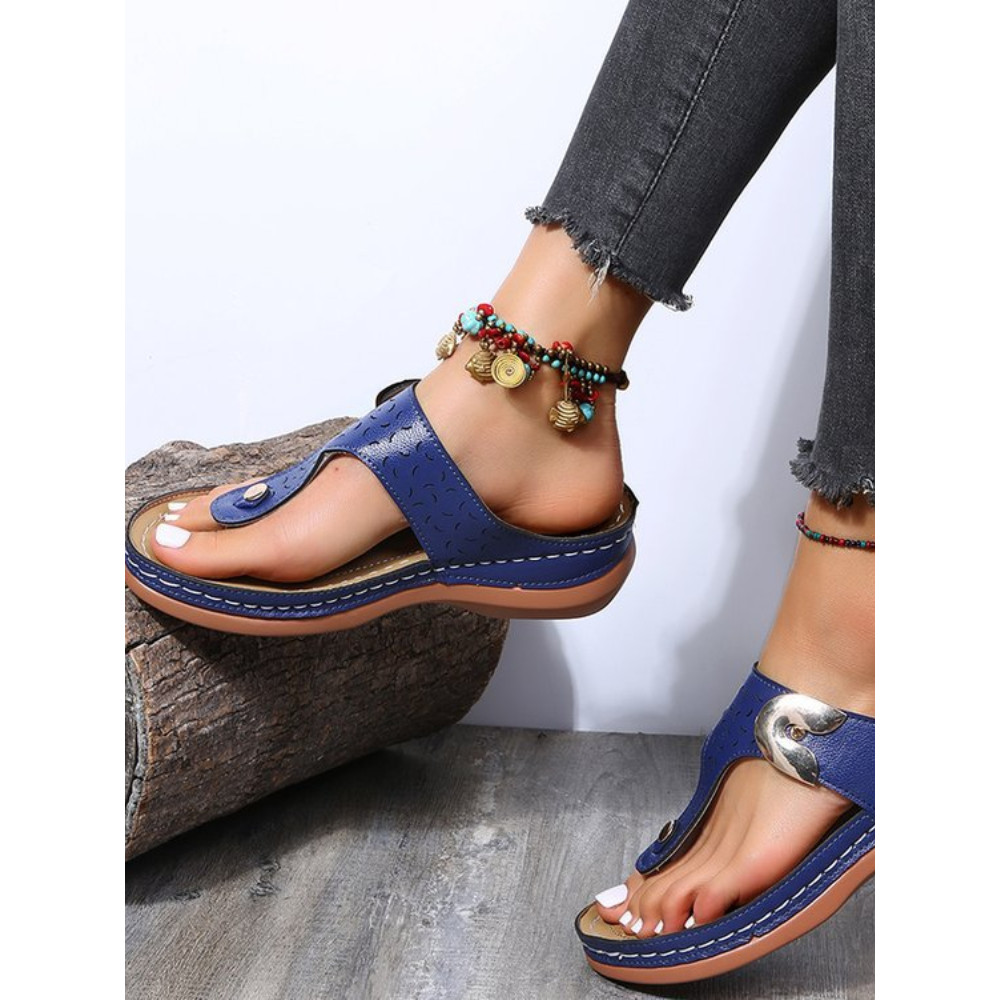 Hollow Carving Soft Leather Flip Flops