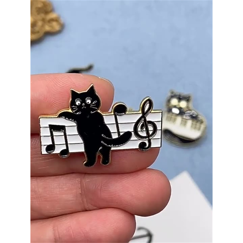 Lovely Black Cat Music Note Brooch