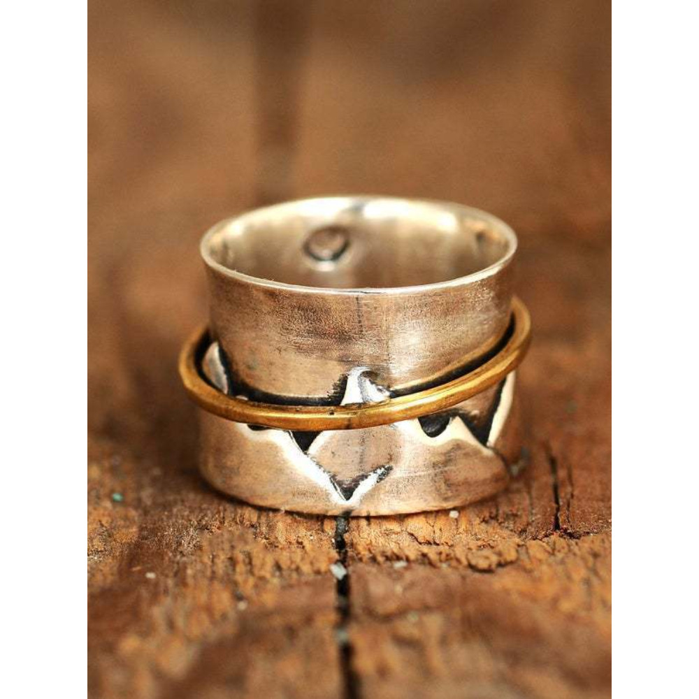 Mountains Inspired Moonstone Studded Ring