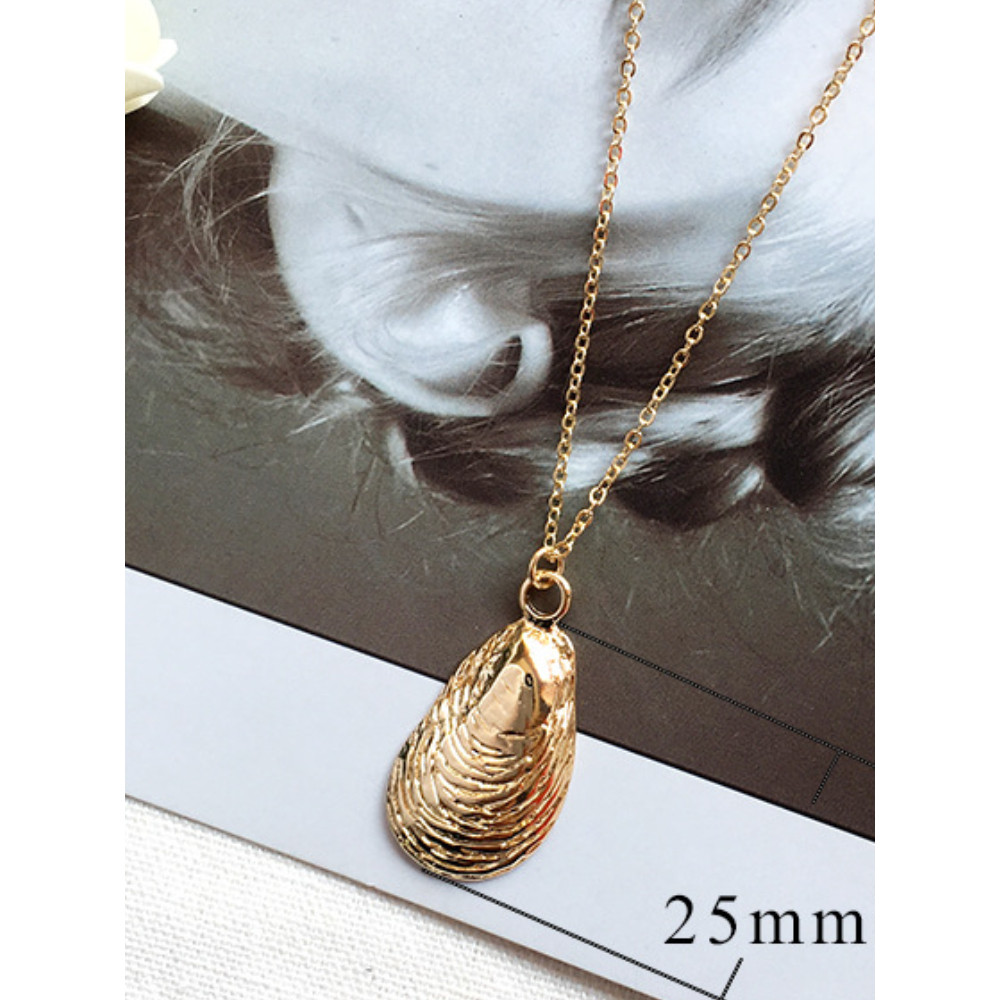 Ocean Inspired Minimalist Fashion Necklace