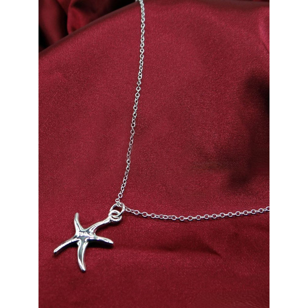 Simple Fashion Starfish Pendant Necklace