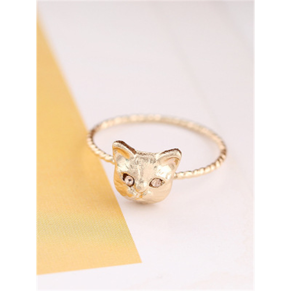 Unique Cat Rhinestone Studded Ring