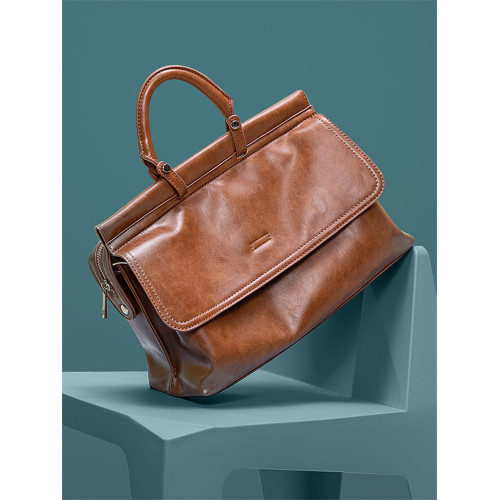 Vintage Flap Utility Doctor Bag Crossbody Bag