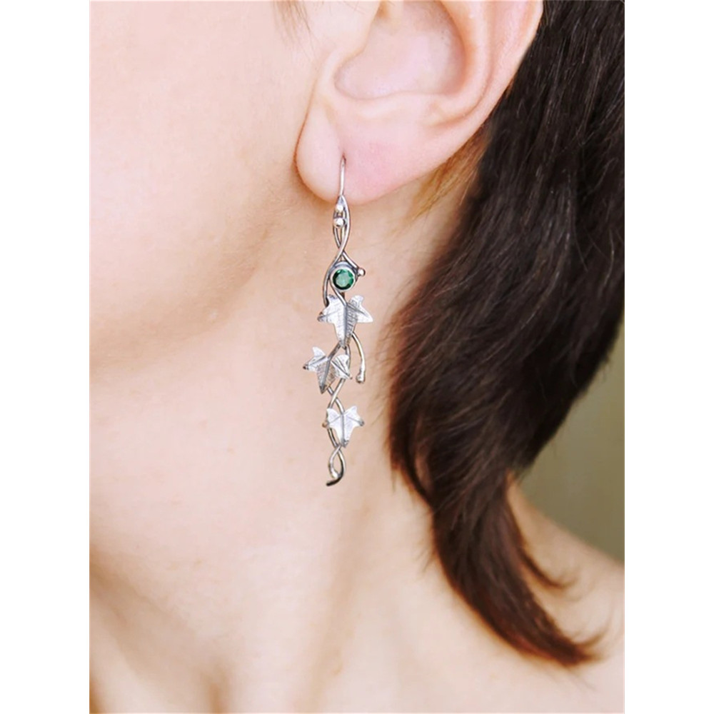Vintage Leaves Rhinestone Studded Earrings