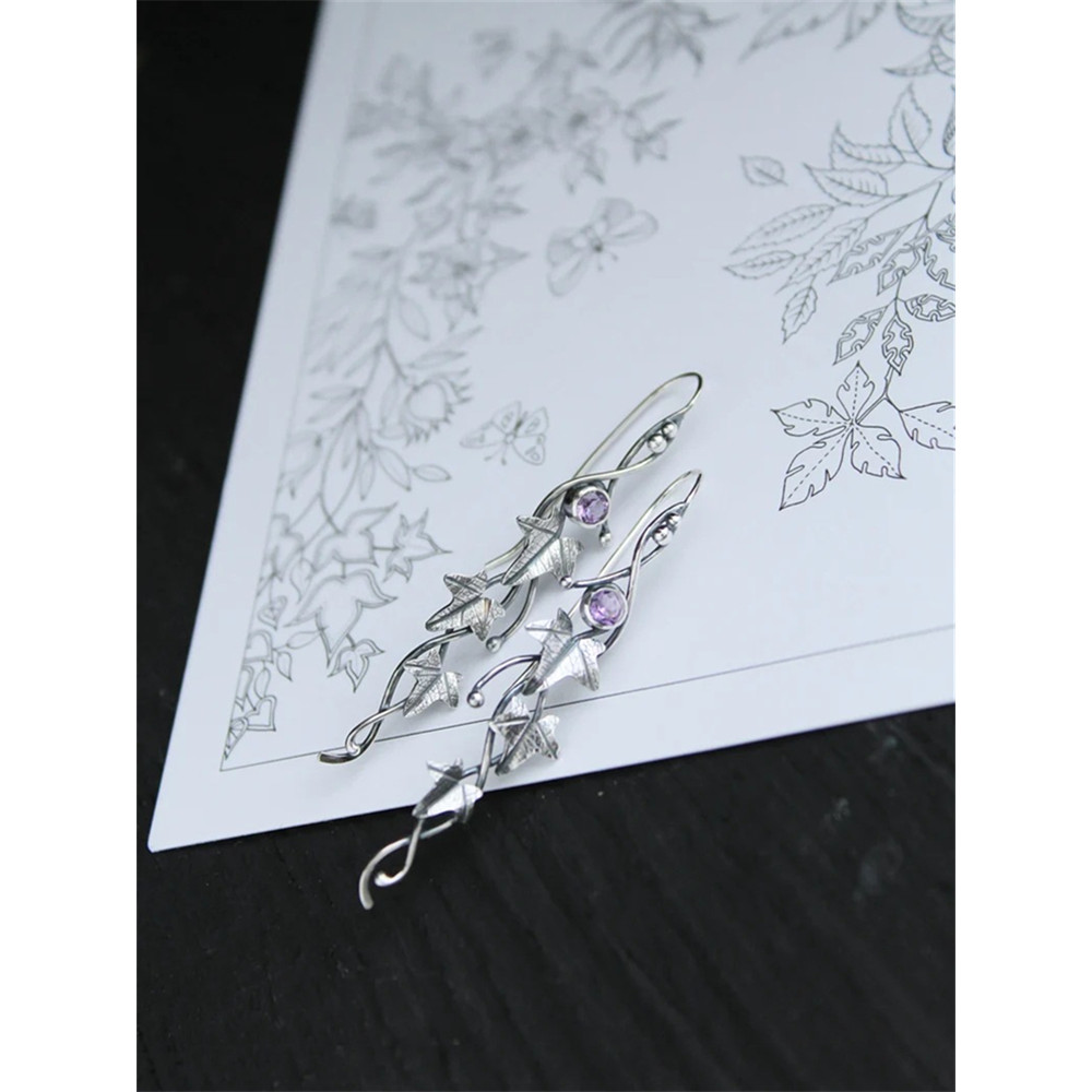 Vintage Leaves Rhinestone Studded Earrings