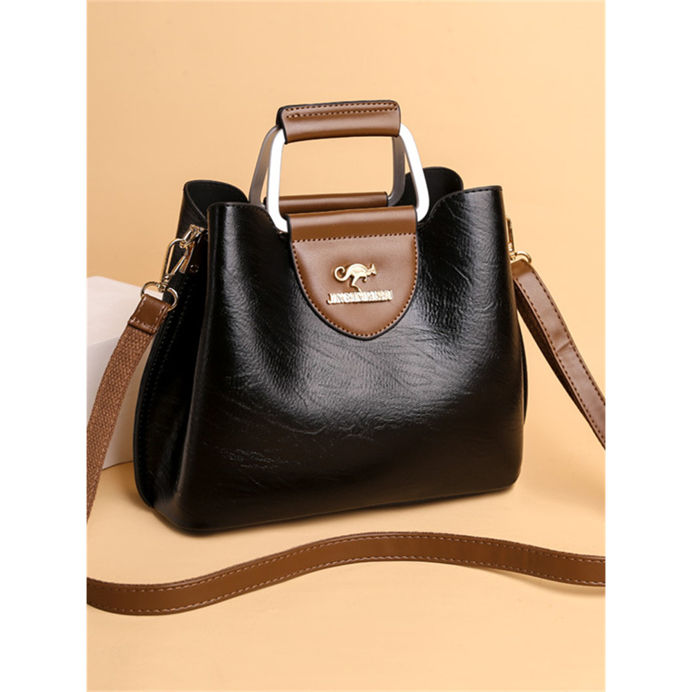 Vintage Pinch Oiled Leather Crossbody Bag