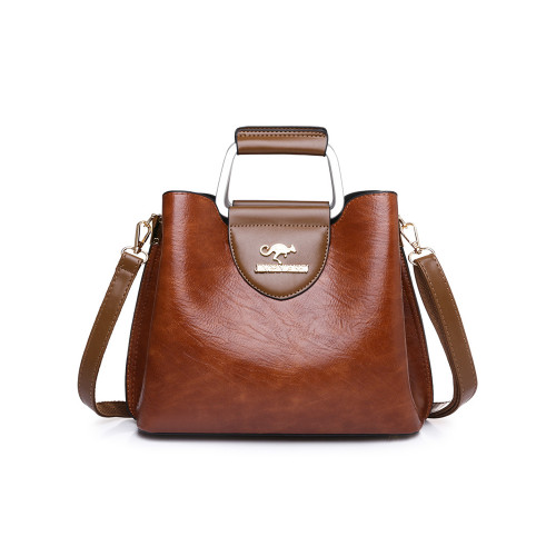 Vintage Pinch Oiled Leather Crossbody Bag