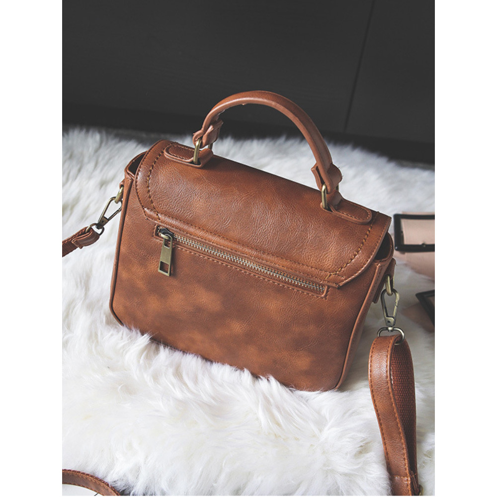 Vintage Unique Buckle Crossbody Bag