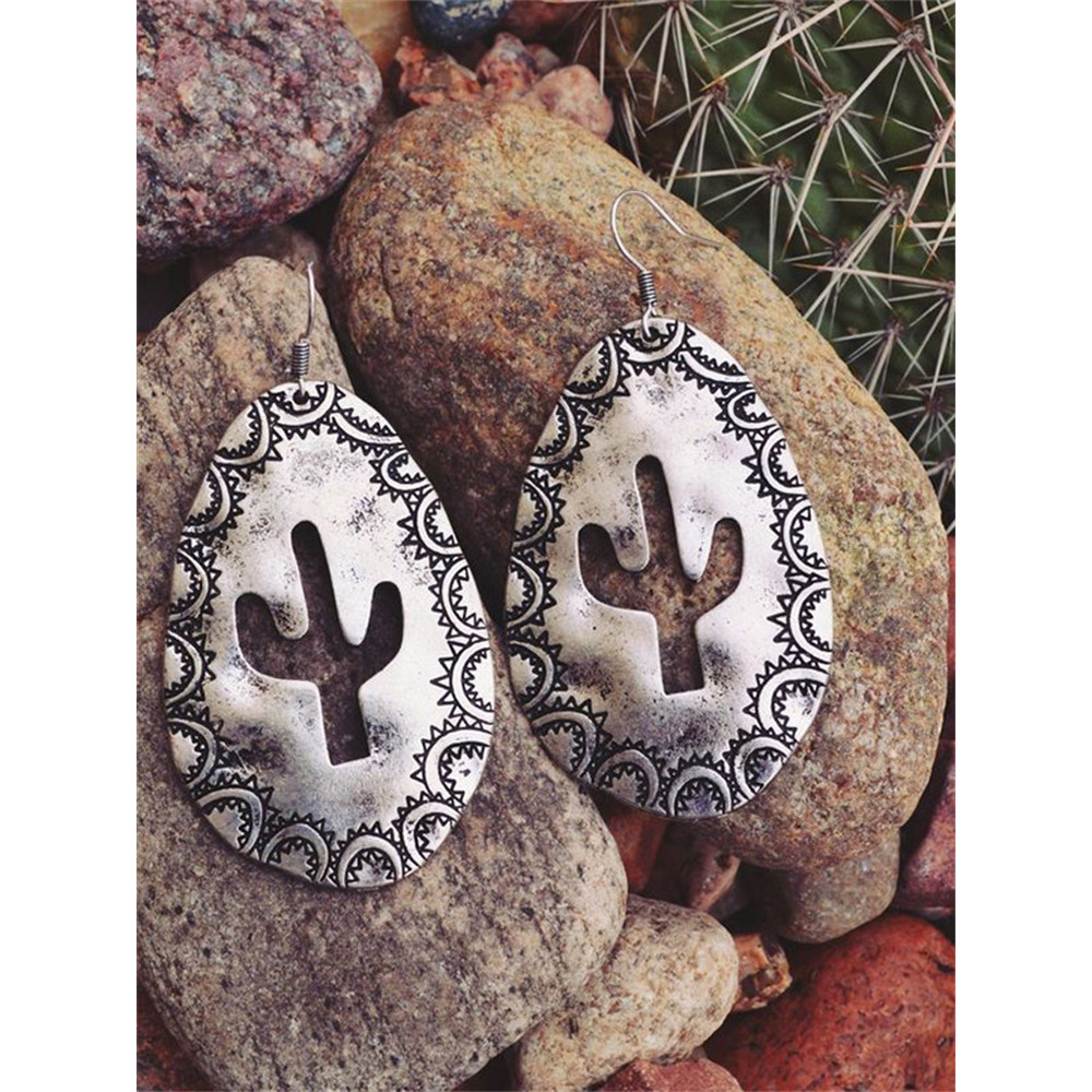 Western Cowgirl Lovely Cactus Carved Earrings