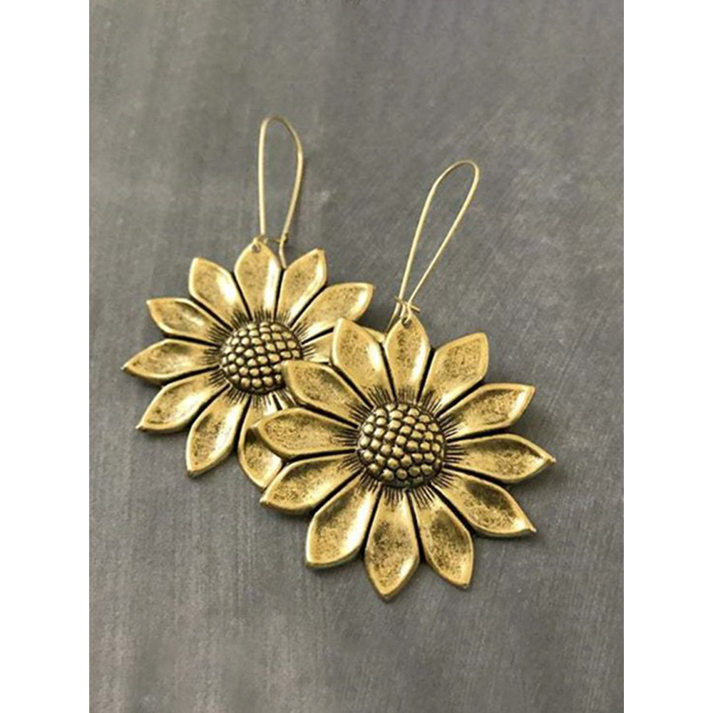 Western Vintage 3D Sunflower Earrings