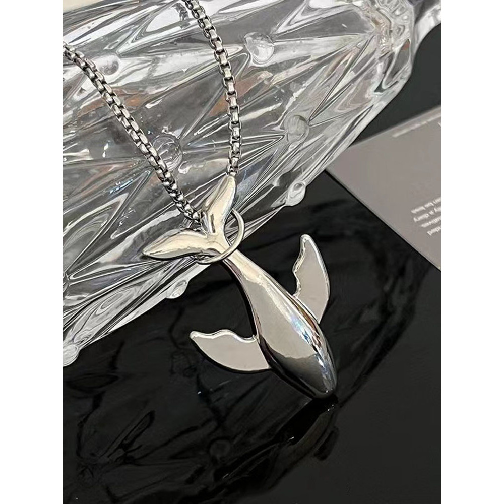 Whalefall Inspired Versatile Sweater Chain