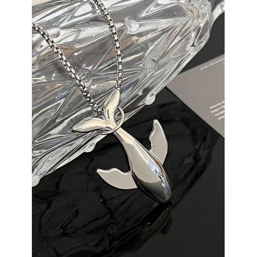Whalefall Inspired Versatile Sweater Chain