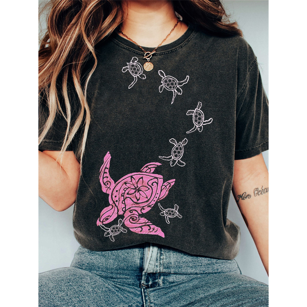 Lovely Sea Turtle Family Graphic Vintage T Shirt