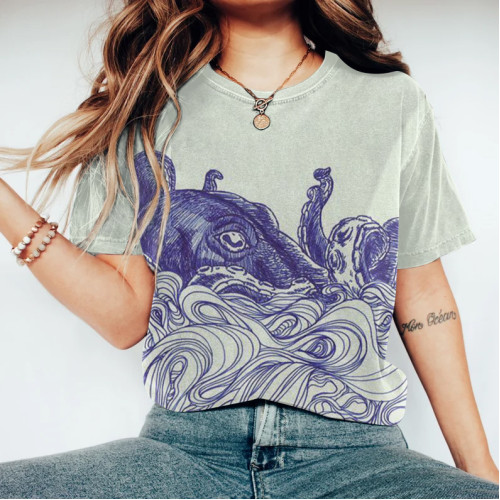 Vintage Japanese Art Octopus Casual T-Shirt