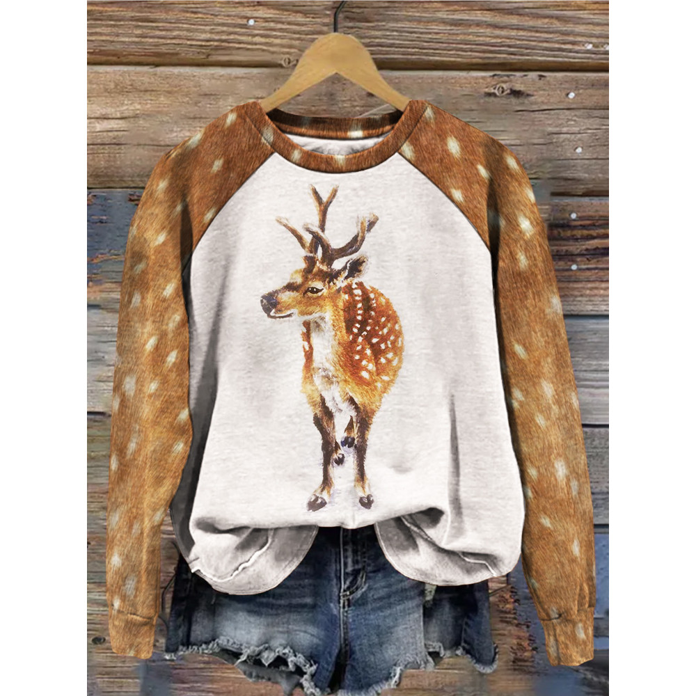 Cute Sika Deer Art Graphic Crew Neck Comfy Sweatshirt