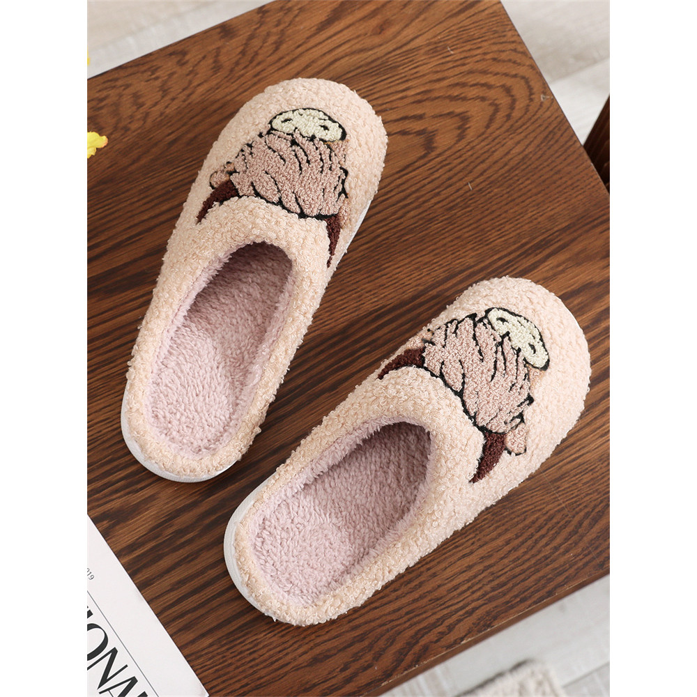 Highland Cow Cozy Fleece Slippers