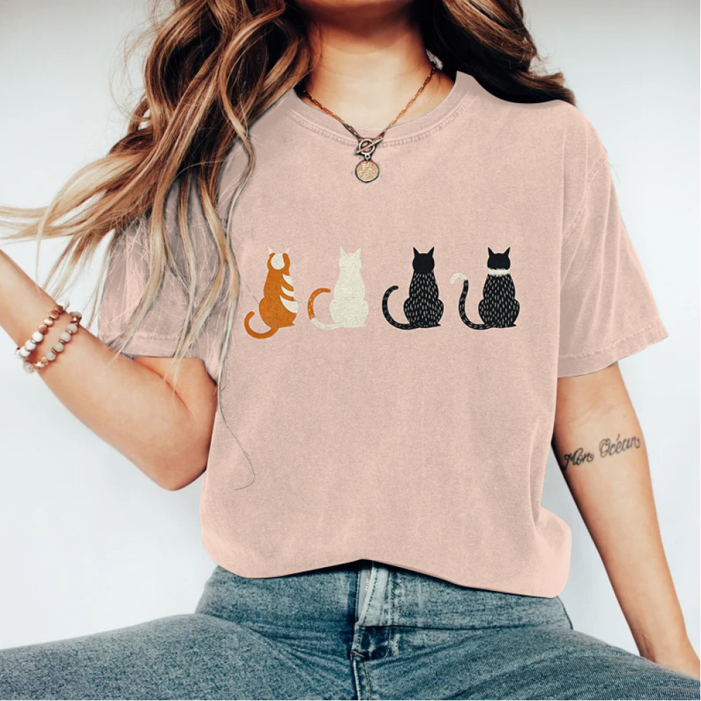Vintage Cute Cats Embroidery Pattern Cotton T-Shirt
