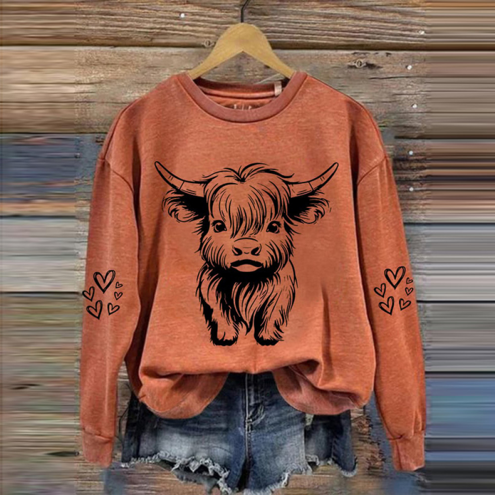 Women's Lucky Highland Cow Casual Sweatshirt