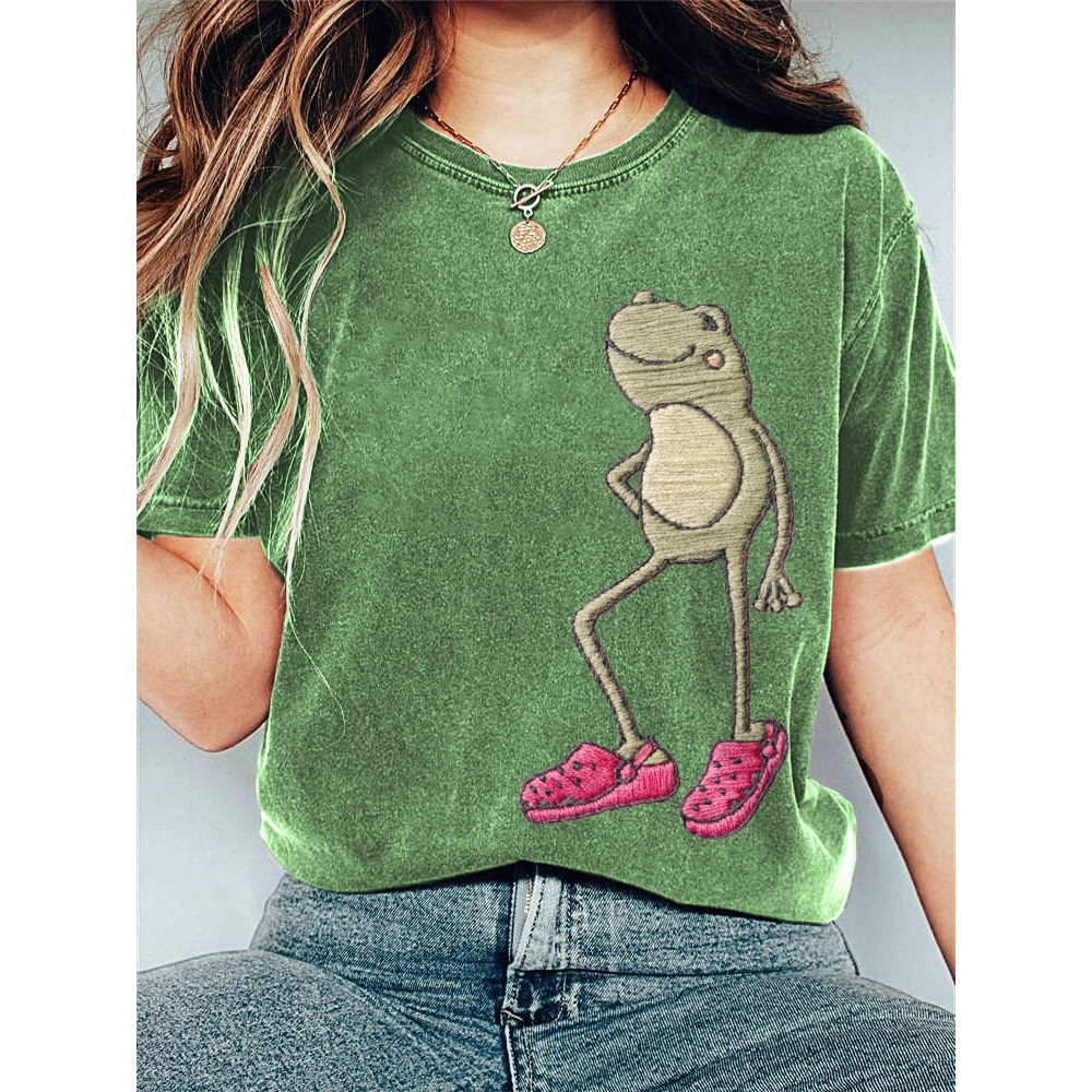 Funny Frog Embroidery Pattern Cozy Vintage T-Shirt