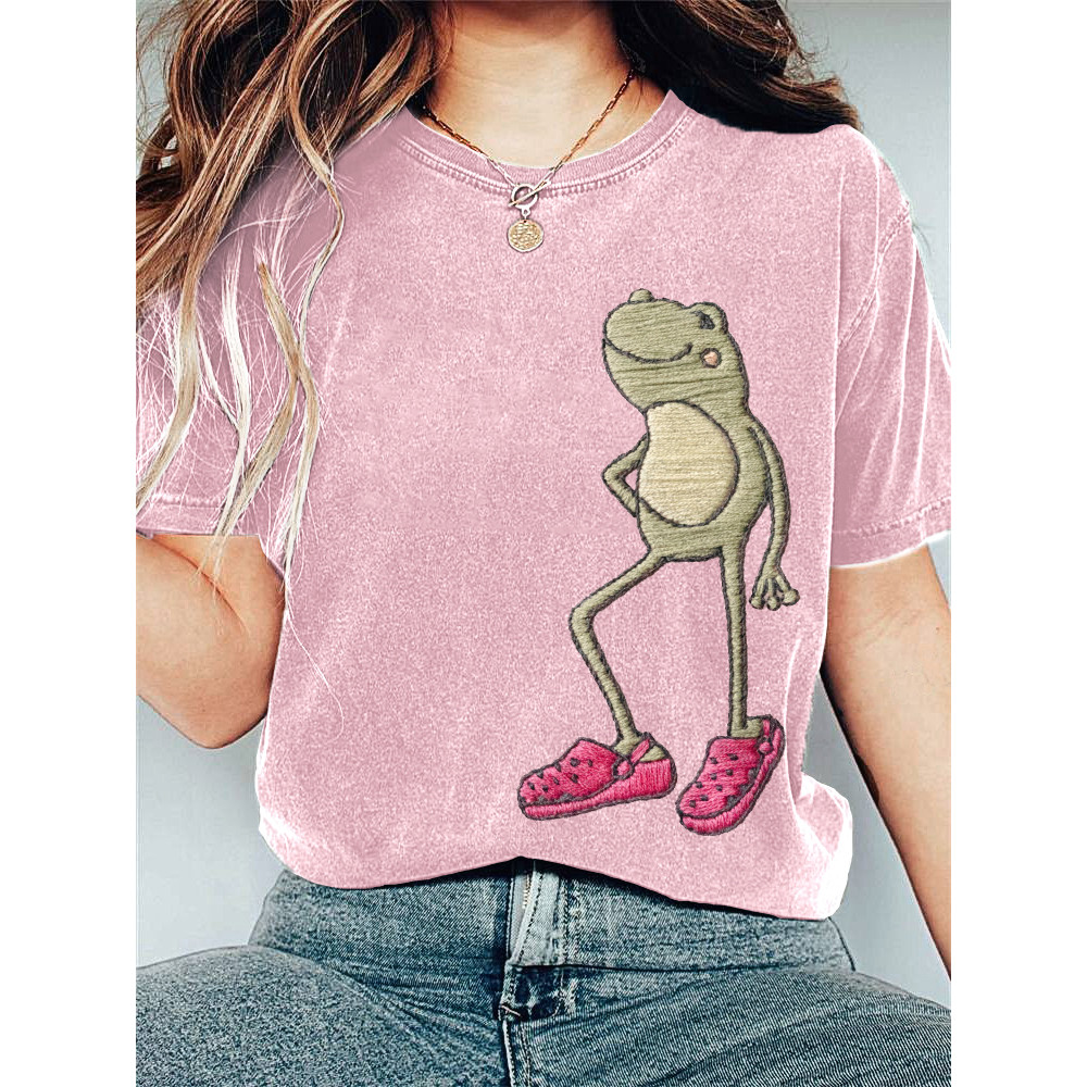 Funny Frog Embroidery Pattern Cozy Vintage T-Shirt