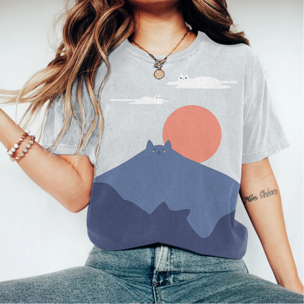 Abstract Creative Cat Hill Art Painting Art T-Shirt