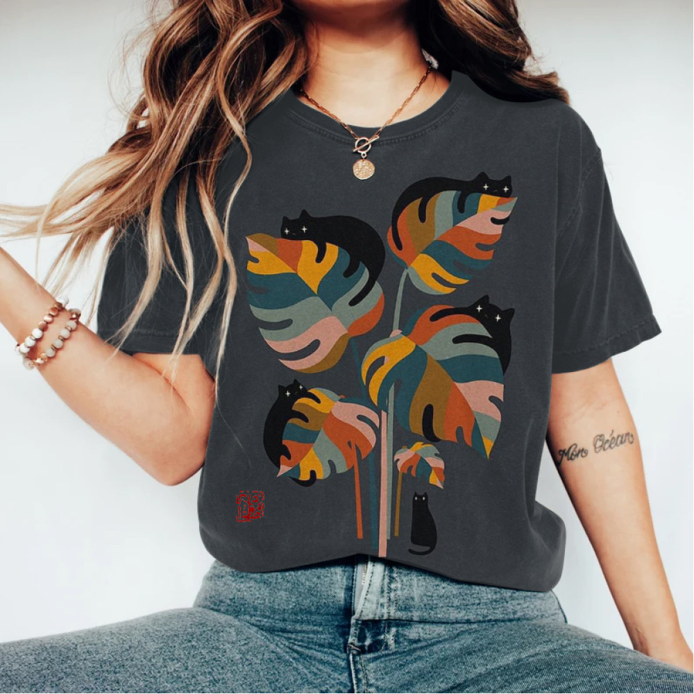 Abstract Creative Cute Black Cats In Colorful Leaf Painting Art T-Shirt