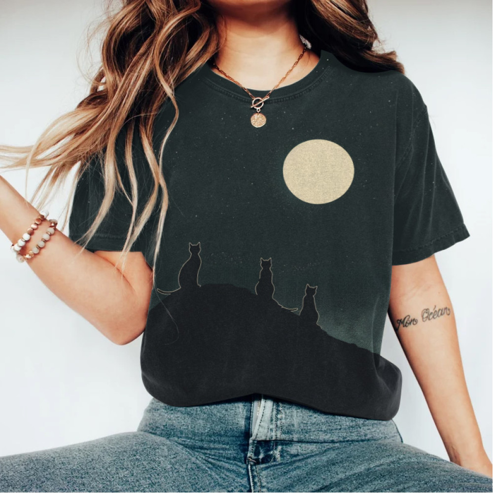 Abstract Creative Cute Cat In Night Sky Painting Art T-Shirt