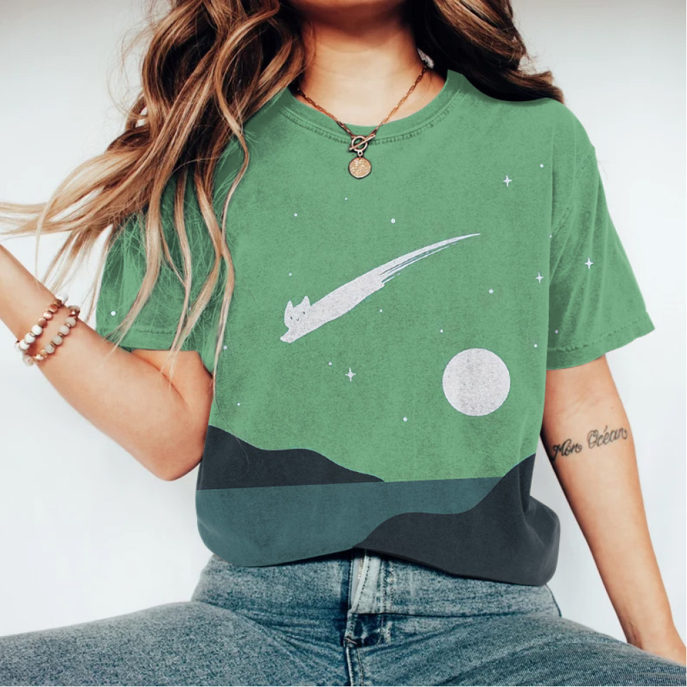 Abstract Creative Cute Cat Leaping Under The Starry Sky Painting Art T-Shirt
