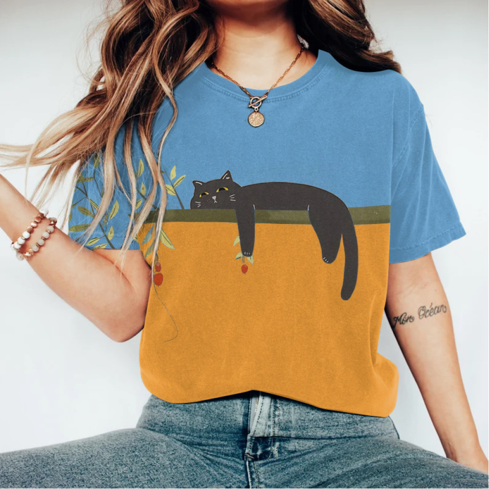 Abstract Creative Floral Lazy Black Cat  Painting Art T-Shirt