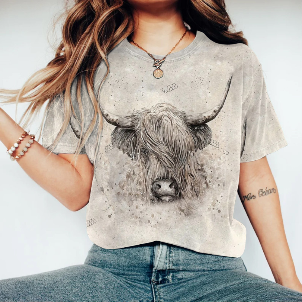 Abstract Creative Highland Cow Casual T-Shirt