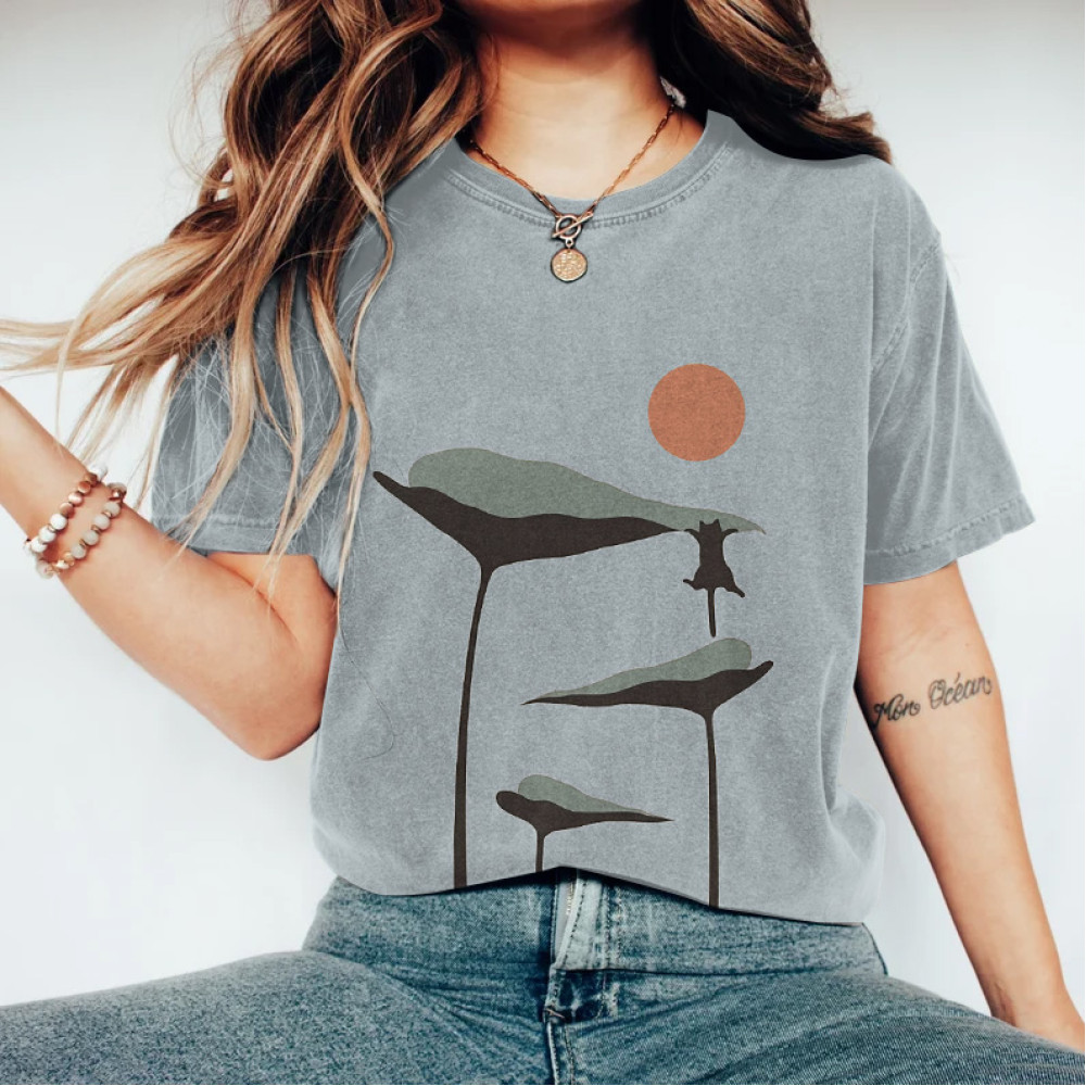 Abstract Creative Lotus Leaf Cat Painting Art T-Shirt