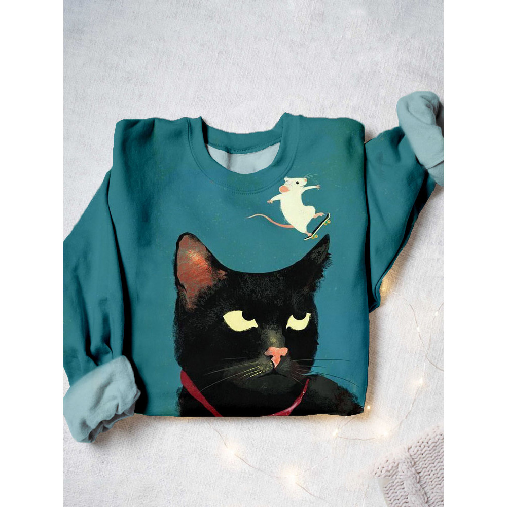 Black Cat & Skateboard Mouse Graphic Comfy Sweatshirt