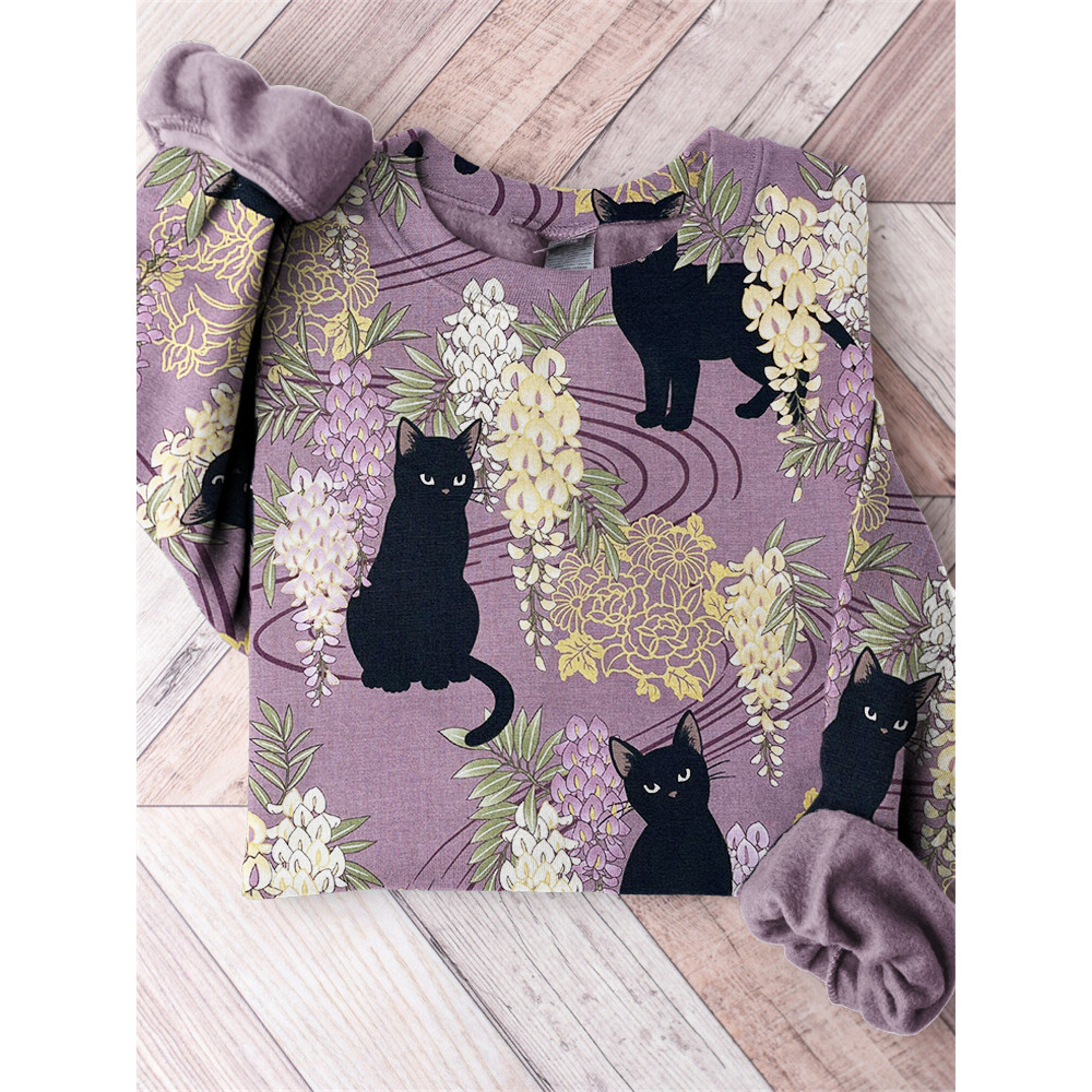 Black Cats Japanese Floral Pattern Comfy Sweatshirt