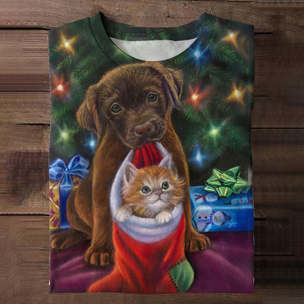 Christmas Lovely kittens and puppies Print T-shirt