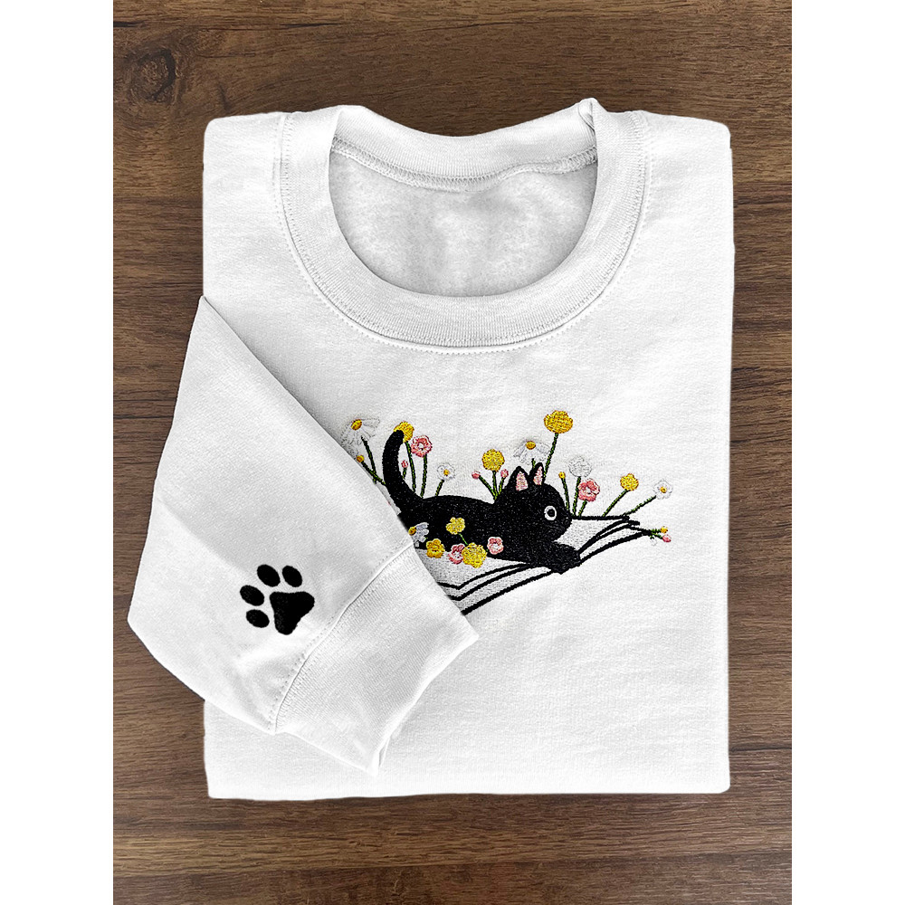 Cute Lying On The Book Cat Embroidered Art Comfy Sweatshirt