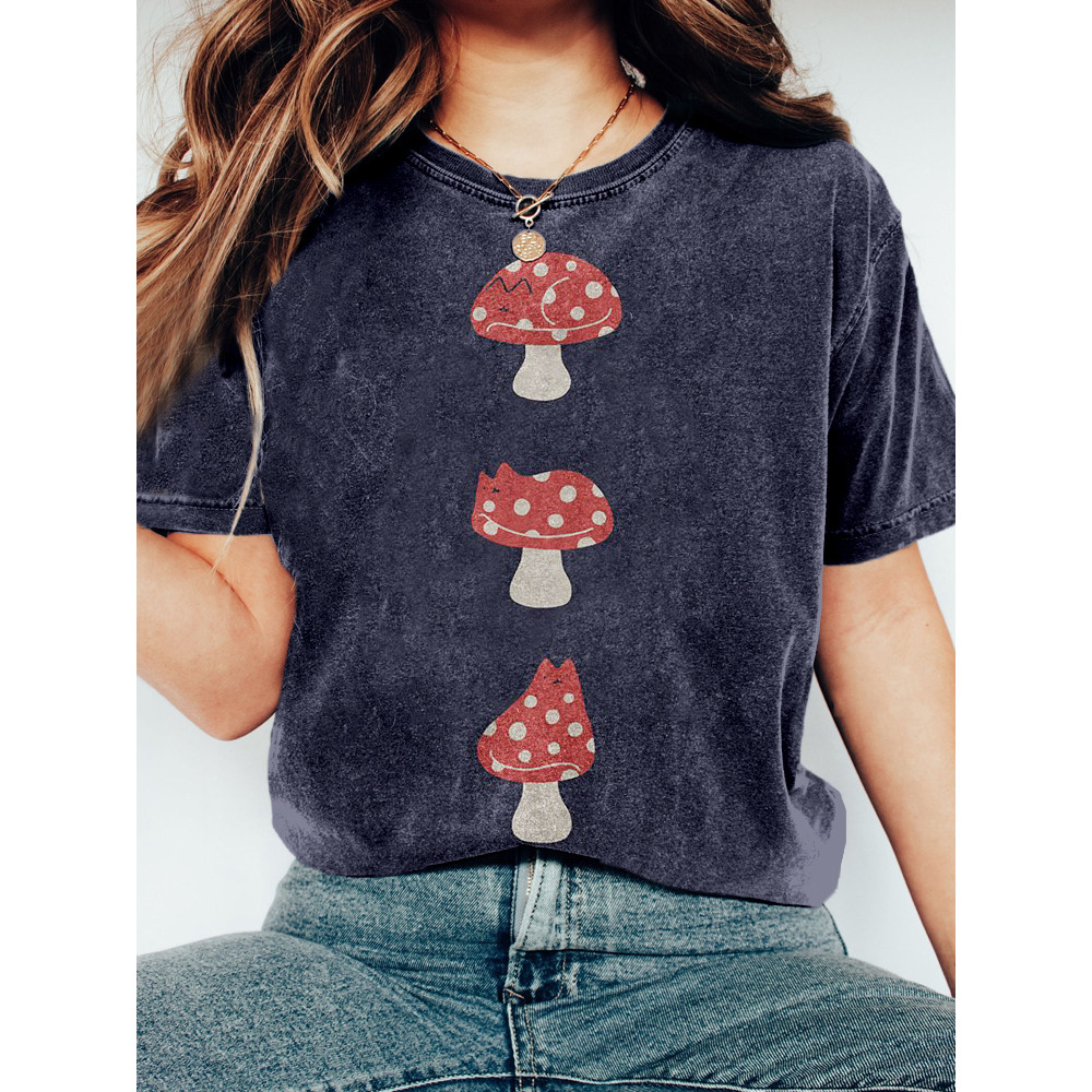 Cute Mushroom Cat Art Vintage Washed T Shirt