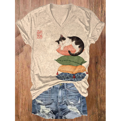 Japanese Art Cat Print V-Neck T-Shirt