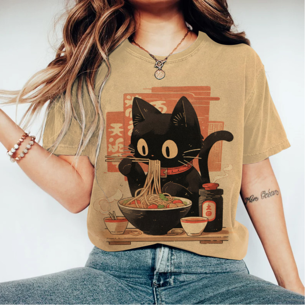 Japanese Art Eating Ramen Cat Print T-Shirt