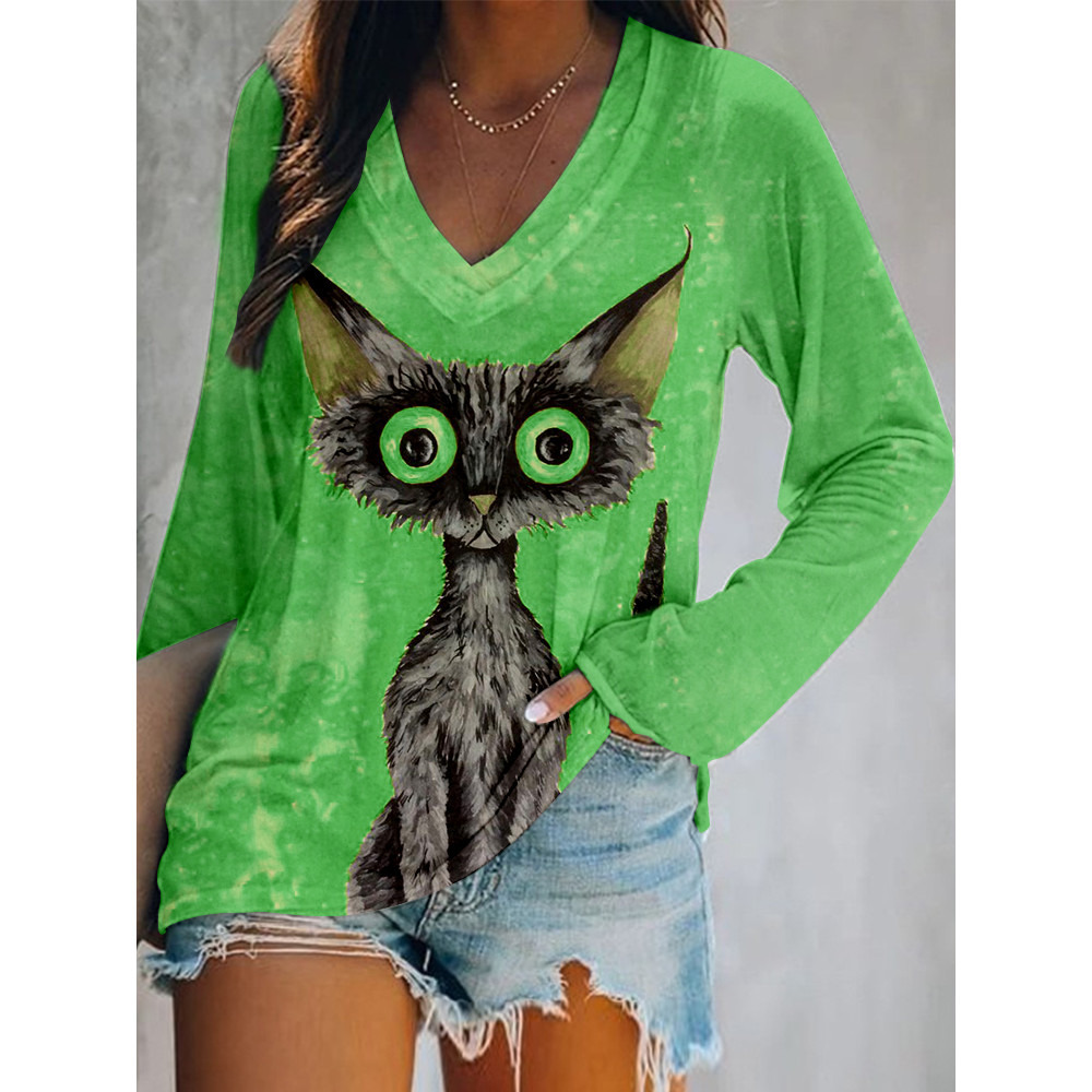 Lovely Black Cat Graphic V Neck Comfy T Shirt