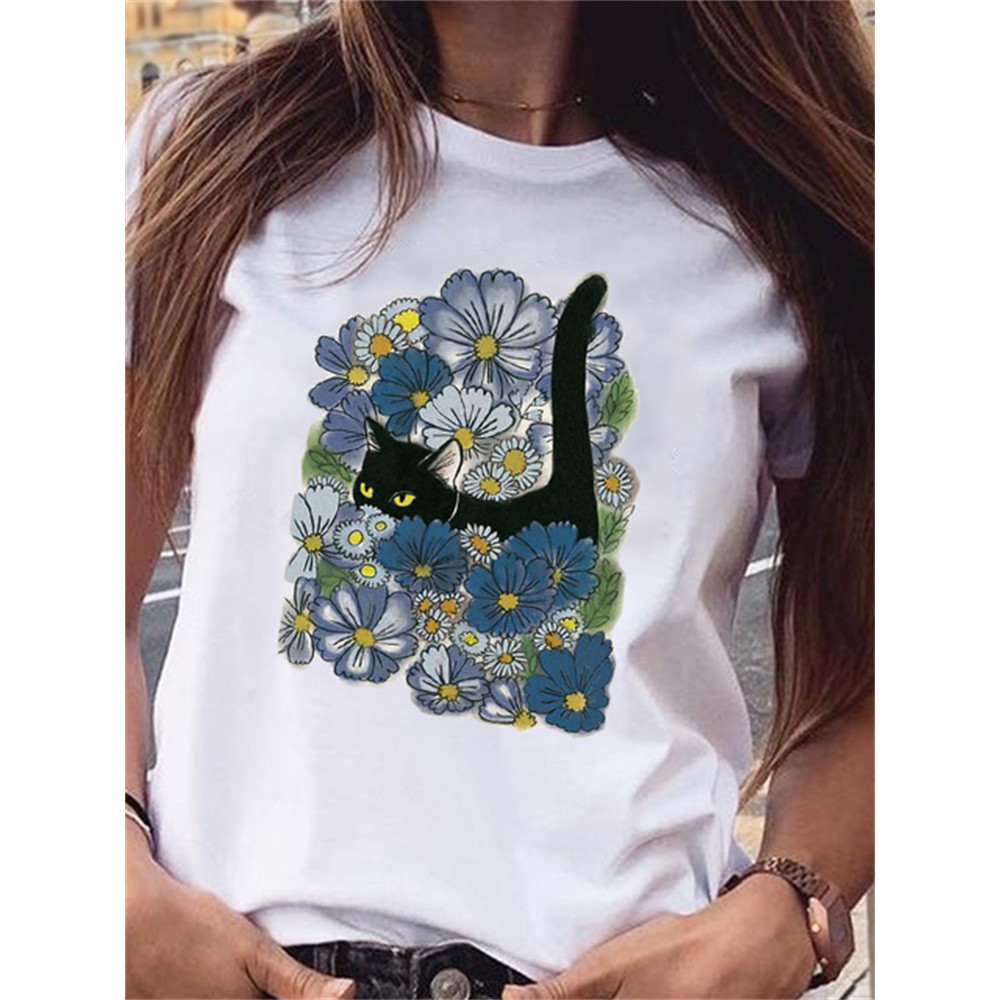 Lovely Cat Inspired Graphic T Shirt