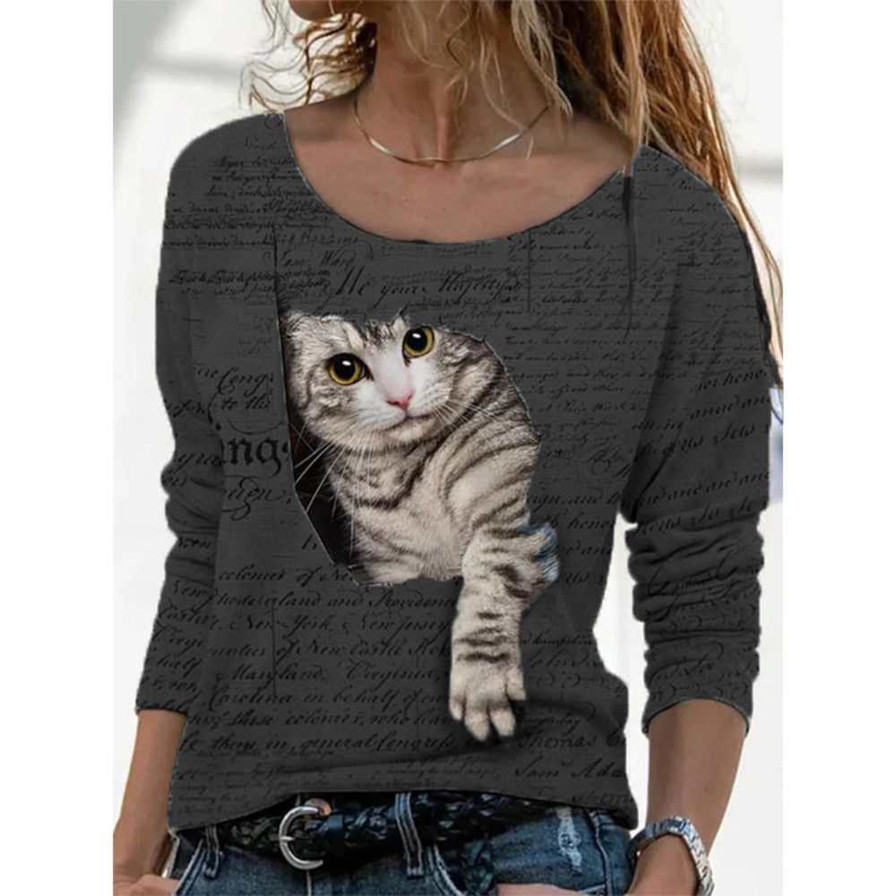 Lovely Cat Peeking Print T Shirt
