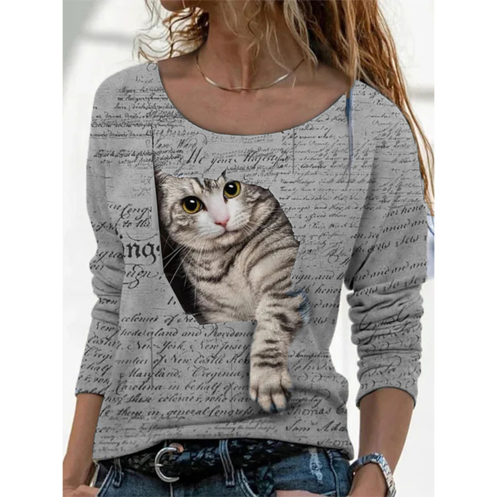 Lovely Cat Peeking Print T Shirt
