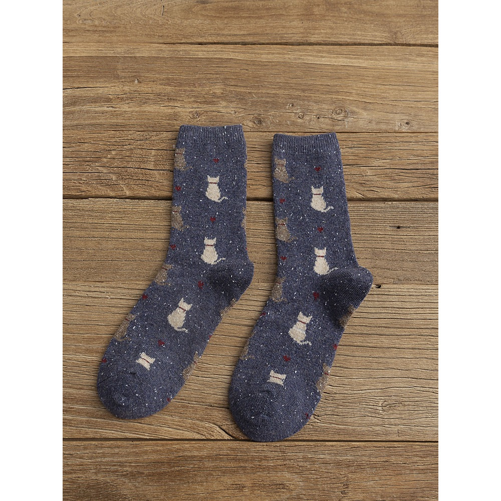 Lovely Cats & Heart Pattern Comfy Knit Socks