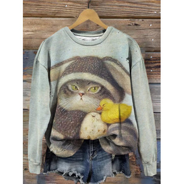 Lovely Winter Cat & Chick Graphic Comfy Sweatshirt