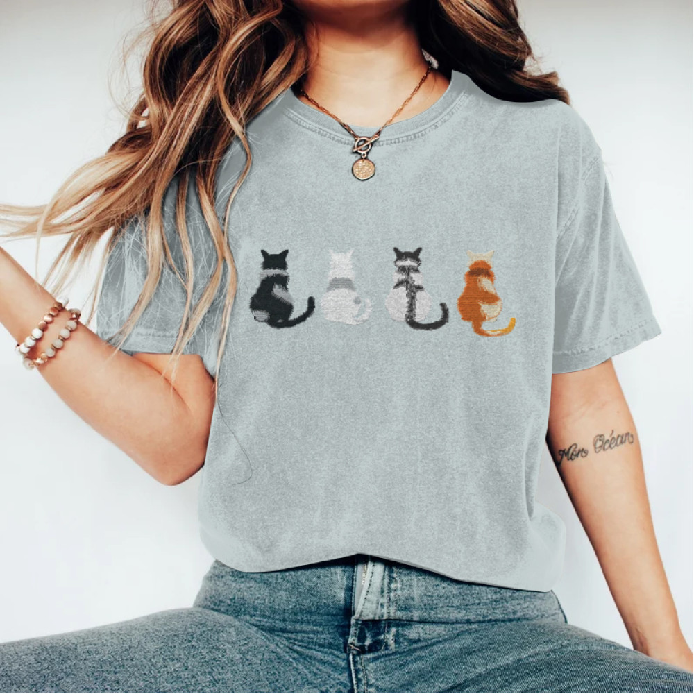 Vintage Embroidered Cat Art T-Shirt