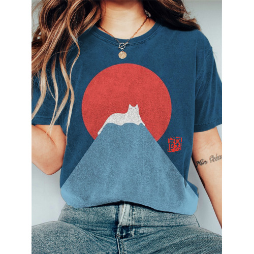 White Cat Snow on Mount Fuji Vintage T Shirt