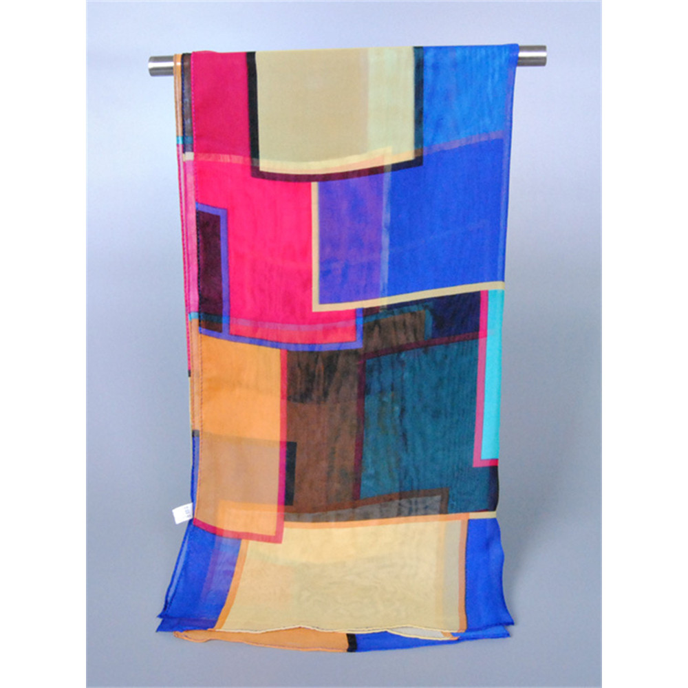 Contrast Colorblock Translucent Breathable Flowy Shawl